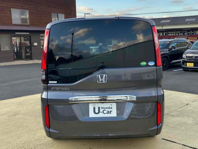 ステップワゴン Ｂ　ホンダセンシング　ターボ　衝突被害軽減システム　ＥＴＣ　オートクルーズコントロール　レーンアシスト　ドライブレコーダー　　両側スライド・片側電動　キーレスエントリー　アイドリングストップ　電動格納ミラー　３列シート（8枚目）