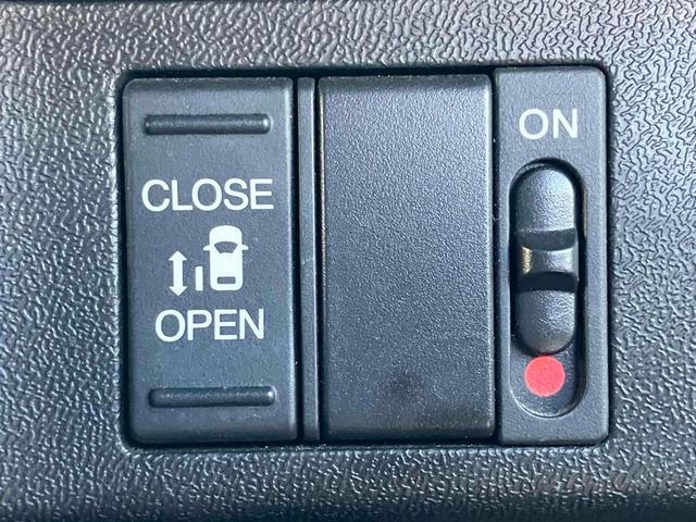 ステップワゴン Ｂ　ホンダセンシング　ターボ　衝突被害軽減システム　ＥＴＣ　オートクルーズコントロール　レーンアシスト　ドライブレコーダー　　両側スライド・片側電動　キーレスエントリー　アイドリングストップ　電動格納ミラー　３列シート（26枚目）