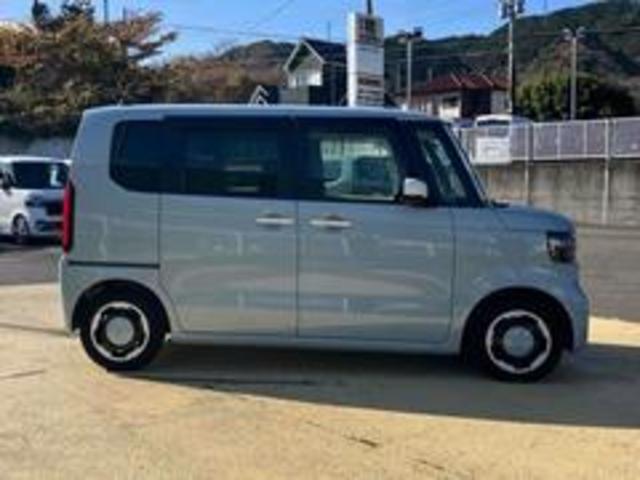 Ｎ－ＢＯＸ ファッションスタイル　ホンダコネクトナビ　ＴＶ　バックカメラ　両側スライド・片側電動　クリアランスソナー　オートライト　スマートキー　アイドリングストップ　電動格納ミラー　シートヒーター　ベンチシート　ＣＶＴ　ＵＳＢ（6枚目）