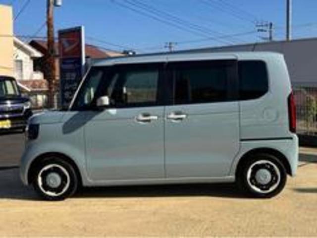 Ｎ－ＢＯＸ ファッションスタイル　ホンダコネクトナビ　ＴＶ　バックカメラ　両側スライド・片側電動　クリアランスソナー　オートライト　スマートキー　アイドリングストップ　電動格納ミラー　シートヒーター　ベンチシート　ＣＶＴ　ＵＳＢ（10枚目）