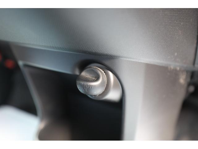 ムーヴ カスタム X VSスマートセレクションSA グー故障診断済み/車検整備付き/一年保証/新品タイヤ4本交換済み/ナビ/フルセグ/Bluetooth/スマートキー/プッシュスタート/禁煙車/スマートアシスト/アイドリングストップ/(28枚目)