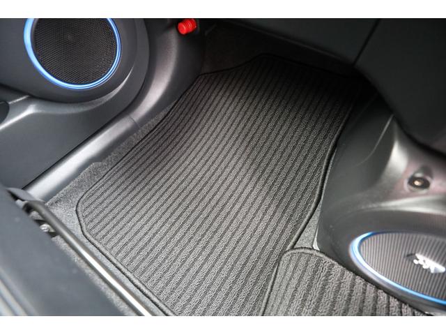 ����ȃt���A�}�b�g�I