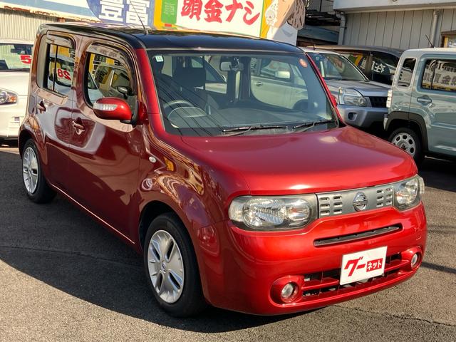 キューブ １５Ｘ　純正ナビＴＶ　コーナーセンサー　インテリジェントキー　スペアキー　フォグランプ　後塗りツートン（3枚目）