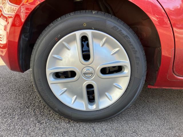 キューブ １５Ｘ　純正ナビＴＶ　コーナーセンサー　インテリジェントキー　スペアキー　フォグランプ　後塗りツートン（11枚目）