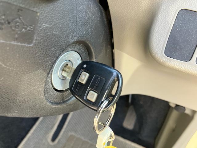 ピクシスエポック Ｘ　キーレスエントリー　電動格納ミラー　純正アルミホイール　エコアイドル（21枚目）