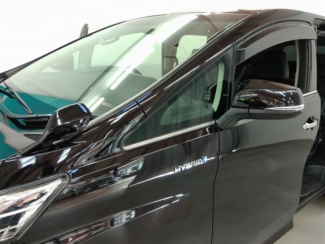 ヴェルファイアハイブリッド ＺＲ　ハイブリッド　ワンオーナー　４ＷＤ　電動シート　安全装備　横滑り防止機能　ＡＢＳ　エアバッグ　オートクルーズコントロール　盗難防止装置　バックカメラ　後席モニター　ＥＴＣ　ミュージックプレイヤー接続可（6枚目）