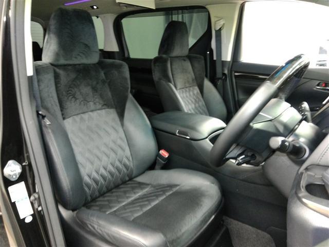 ヴェルファイアハイブリッド ＺＲ　ハイブリッド　ワンオーナー　４ＷＤ　電動シート　安全装備　横滑り防止機能　ＡＢＳ　エアバッグ　オートクルーズコントロール　盗難防止装置　バックカメラ　後席モニター　ＥＴＣ　ミュージックプレイヤー接続可（11枚目）