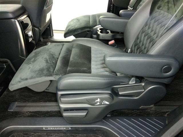 ヴェルファイアハイブリッド ＺＲ　ハイブリッド　ワンオーナー　４ＷＤ　電動シート　安全装備　横滑り防止機能　ＡＢＳ　エアバッグ　オートクルーズコントロール　盗難防止装置　バックカメラ　後席モニター　ＥＴＣ　ミュージックプレイヤー接続可（16枚目）