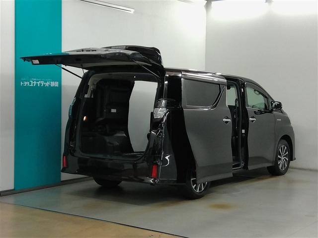 ヴェルファイアハイブリッド ＺＲ　ハイブリッド　ワンオーナー　４ＷＤ　電動シート　安全装備　横滑り防止機能　ＡＢＳ　エアバッグ　オートクルーズコントロール　盗難防止装置　バックカメラ　後席モニター　ＥＴＣ　ミュージックプレイヤー接続可（20枚目）