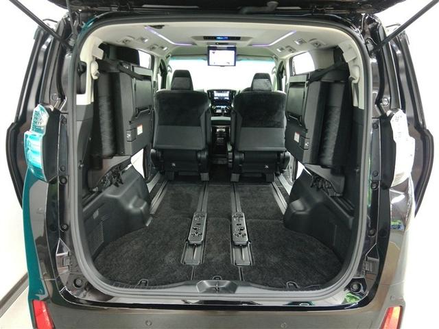 ヴェルファイアハイブリッド ＺＲ　ハイブリッド　ワンオーナー　４ＷＤ　電動シート　安全装備　横滑り防止機能　ＡＢＳ　エアバッグ　オートクルーズコントロール　盗難防止装置　バックカメラ　後席モニター　ＥＴＣ　ミュージックプレイヤー接続可（21枚目）