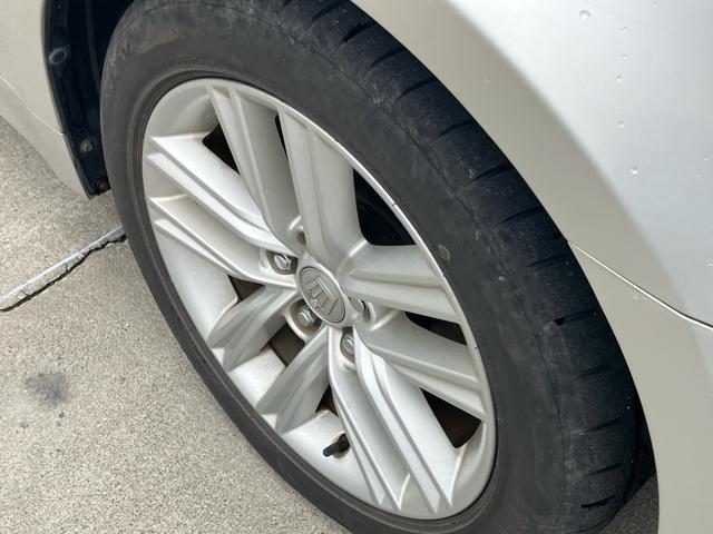 クラウンハイブリッド アスリートＧ　純正ＨＤＤナビ　フルセグＴＶ　バックカメラ　Ｂｌｕｅｔｏｏｔｈ対応　ＥＴＣ２．０　ドライブレコーダー　ブラックレザー　パワーシート　シートヒーター（33枚目）