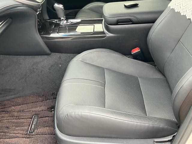 クラウンハイブリッド アスリートＧ　純正ＨＤＤナビ　フルセグＴＶ　バックカメラ　Ｂｌｕｅｔｏｏｔｈ対応　ＥＴＣ２．０　ドライブレコーダー　ブラックレザー　パワーシート　シートヒーター（39枚目）