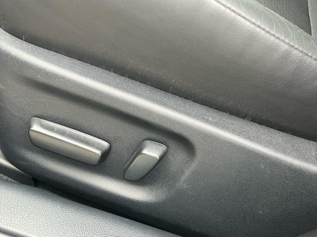 クラウンハイブリッド アスリートＧ　純正ＨＤＤナビ　フルセグＴＶ　バックカメラ　Ｂｌｕｅｔｏｏｔｈ対応　ＥＴＣ２．０　ドライブレコーダー　ブラックレザー　パワーシート　シートヒーター（40枚目）