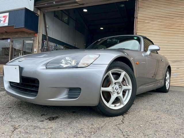 Ｓ２０００ ベースグレード　１オーナー／９万Ｋ台／ＮＥＷ左右ヘッドライト／ＮＥＷ幌／外装仕上済／６速マニュアル／修復歴無／実　走行／追加メーター／純正ＢＢＳアルミ／ナビ／バックカメラ／キーレス／追加メーター／デジタルインナーミラ（3枚目）