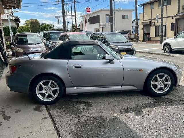 Ｓ２０００ ベースグレード　１オーナー／９万Ｋ台／ＮＥＷ左右ヘッドライト／ＮＥＷ幌／外装仕上済／６速マニュアル／修復歴無／実　走行／追加メーター／純正ＢＢＳアルミ／ナビ／バックカメラ／キーレス／追加メーター／デジタルインナーミラ（13枚目）