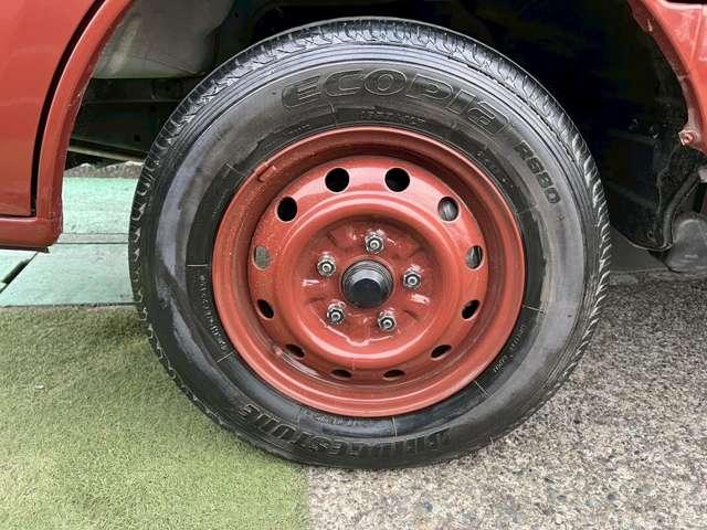 バネットトラック ロングスーパーローGL 2万K!CAT/エアコン/パワステ/パワーウィンドウ/Wタイヤ/ナビ/Bカメラ/ETC/ポップアップルーフ/出張作業/電動リクライニングチェア付/家庭用エアコン/照明/換気扇/外部電源接続/移動店舗(12枚目)