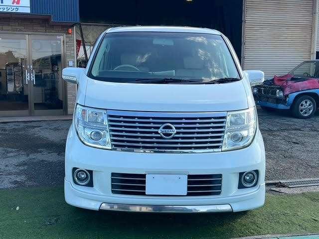 南は沖縄、北は北海道まで納車実績も御座います！御安心してお任せ下さい！御納車前に自社認証工場にてキッチリ整備します！