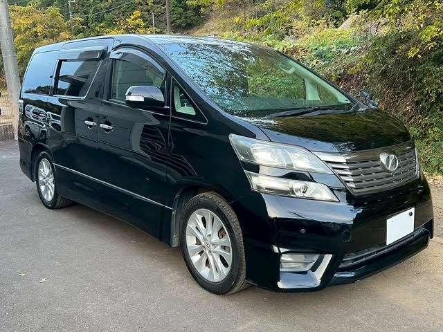 ヴェルファイア ２．４Ｚ　ＡＬＰＩＮＥ８ｉｎｃｈナビゲーション／フリップダウンモニター／バックカメラ／両側パワースライドドア／スマートキー＆プッシュスタート／ウッドコンビステアリング／レーダー／ＥＴＣ／純正アルミ／純正ＨＩＤ（4枚目）