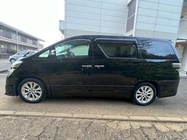 ヴェルファイア ２．４Ｚ　ＡＬＰＩＮＥ８ｉｎｃｈナビゲーション／フリップダウンモニター／バックカメラ／両側パワースライドドア／スマートキー＆プッシュスタート／ウッドコンビステアリング／レーダー／ＥＴＣ／純正アルミ／純正ＨＩＤ（8枚目）