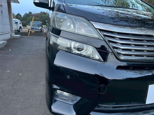 ヴェルファイア ２．４Ｚ　ＡＬＰＩＮＥ８ｉｎｃｈナビゲーション／フリップダウンモニター／バックカメラ／両側パワースライドドア／スマートキー＆プッシュスタート／ウッドコンビステアリング／レーダー／ＥＴＣ／純正アルミ／純正ＨＩＤ（14枚目）