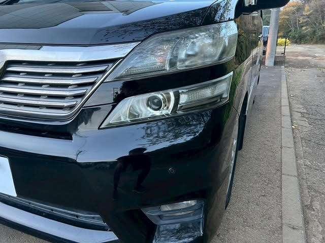 ヴェルファイア ２．４Ｚ　ＡＬＰＩＮＥ８ｉｎｃｈナビゲーション／フリップダウンモニター／バックカメラ／両側パワースライドドア／スマートキー＆プッシュスタート／ウッドコンビステアリング／レーダー／ＥＴＣ／純正アルミ／純正ＨＩＤ（15枚目）