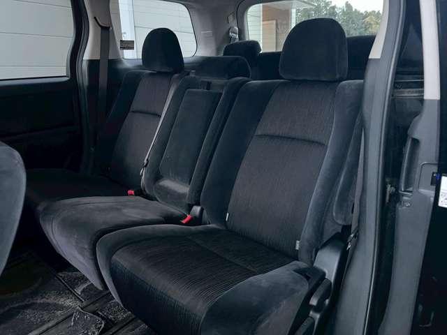 ヴェルファイア ２．４Ｚ　ＡＬＰＩＮＥ８ｉｎｃｈナビゲーション／フリップダウンモニター／バックカメラ／両側パワースライドドア／スマートキー＆プッシュスタート／ウッドコンビステアリング／レーダー／ＥＴＣ／純正アルミ／純正ＨＩＤ（31枚目）