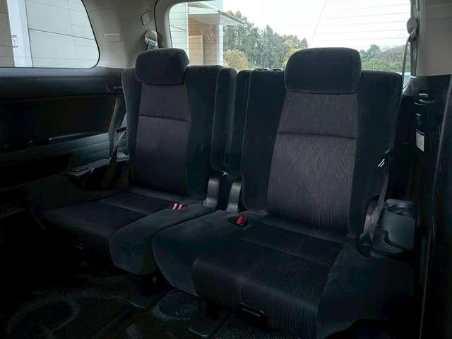 ヴェルファイア ２．４Ｚ　ＡＬＰＩＮＥ８ｉｎｃｈナビゲーション／フリップダウンモニター／バックカメラ／両側パワースライドドア／スマートキー＆プッシュスタート／ウッドコンビステアリング／レーダー／ＥＴＣ／純正アルミ／純正ＨＩＤ（35枚目）