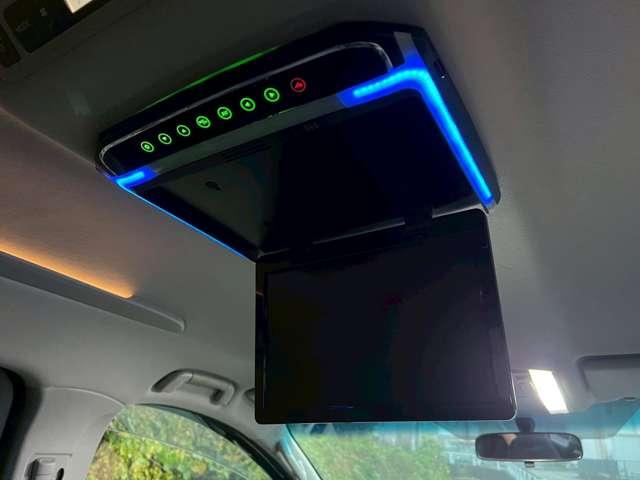 ヴェルファイア ２．４Ｚ　ＡＬＰＩＮＥ８ｉｎｃｈナビゲーション／フリップダウンモニター／バックカメラ／両側パワースライドドア／スマートキー＆プッシュスタート／ウッドコンビステアリング／レーダー／ＥＴＣ／純正アルミ／純正ＨＩＤ（44枚目）