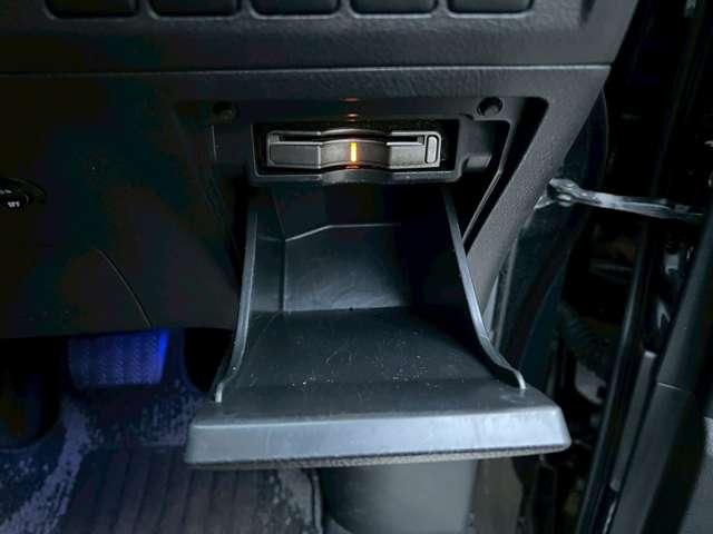 ヴェルファイア ２．４Ｚ　ＡＬＰＩＮＥ８ｉｎｃｈナビゲーション／フリップダウンモニター／バックカメラ／両側パワースライドドア／スマートキー＆プッシュスタート／ウッドコンビステアリング／レーダー／ＥＴＣ／純正アルミ／純正ＨＩＤ（60枚目）