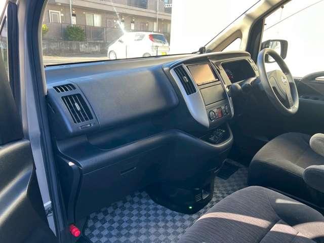 セレナ 20S Vセレクション panaso nicHDDナビゲーション/バックカメラ/地デジフルセグ/スマートキー&プッシュスタート/両側パワースライドドア/ETC/9万K台/コーナーセンサー/オートエアコン/リアエアコン(20枚目)