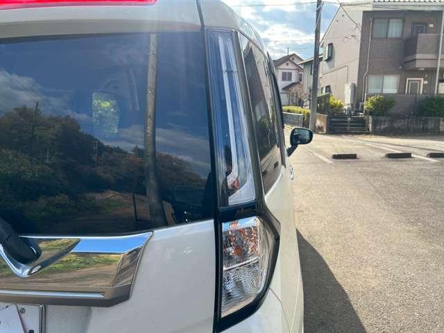 ルーミー カスタムＧ－Ｔ　純正９ｉｎｃｈナビ／全方位カメラ／Ｂｌｕｅｔｏｏｔｈ／地デジフルセグ／両側パワースライドドア／シートヒーター／スマートキー＆プッシュスタート／衝突軽減ブレーキ／横滑り防止／クルコン／ドライブレコーダー（17枚目）