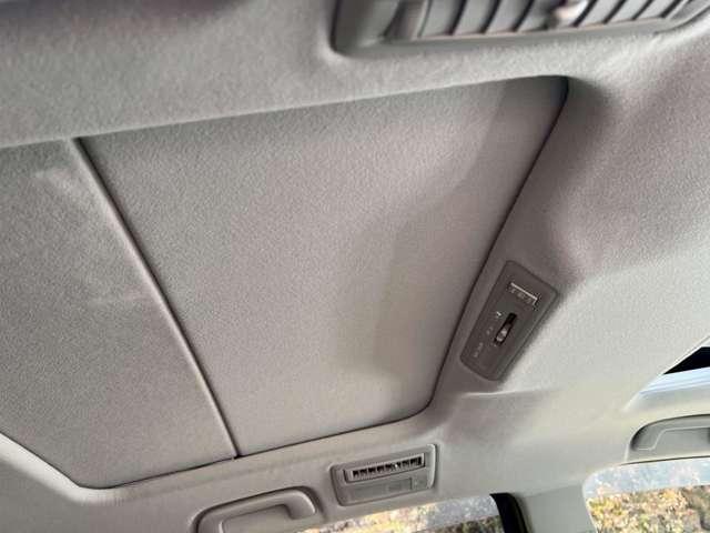 エスティマ アエラス　純正ナビゲーション／地デジＴＶ／Ｂｌｕｅｔｏｏｔｈ／バックカメラ／両側パワースライドドア／純正ＨＩＤヘッドライト／サンルーフ／スマートキー＆プッシュスタート／ビルトインＥＴＣ／純正フロアマット（24枚目）