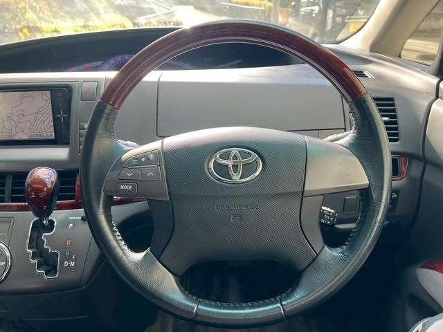 エスティマ アエラス　純正ナビゲーション／地デジＴＶ／Ｂｌｕｅｔｏｏｔｈ／バックカメラ／両側パワースライドドア／純正ＨＩＤヘッドライト／サンルーフ／スマートキー＆プッシュスタート／ビルトインＥＴＣ／純正フロアマット（46枚目）