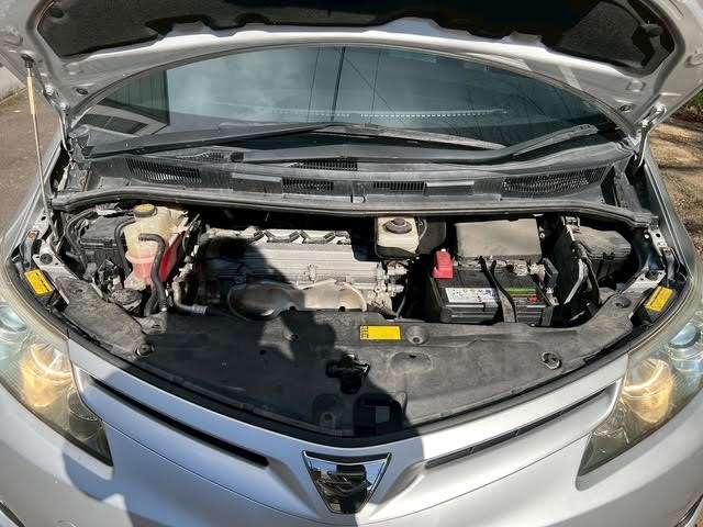 エスティマ アエラス　純正ナビゲーション／地デジＴＶ／Ｂｌｕｅｔｏｏｔｈ／バックカメラ／両側パワースライドドア／純正ＨＩＤヘッドライト／サンルーフ／スマートキー＆プッシュスタート／ビルトインＥＴＣ／純正フロアマット（66枚目）