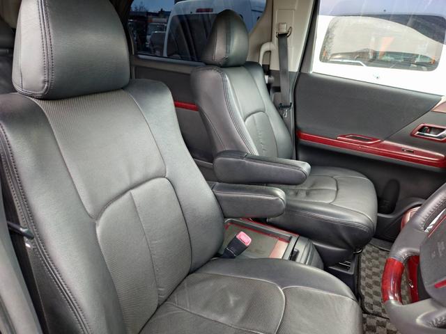 ヴェルファイア ２．４Ｚ　ＨＫＳ車高調　ＷＯＲＫ２０インチアルミホイール　ブラックレザー調シートカバー　車外グリル　フルセグＴＶ　フリップダウンモニター　スマートキー　両側パワースライドドア（6枚目）
