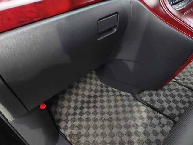 ヴェルファイア ２．４Ｚ　ＨＫＳ車高調　ＷＯＲＫ２０インチアルミホイール　ブラックレザー調シートカバー　車外グリル　フルセグＴＶ　フリップダウンモニター　スマートキー　両側パワースライドドア（17枚目）