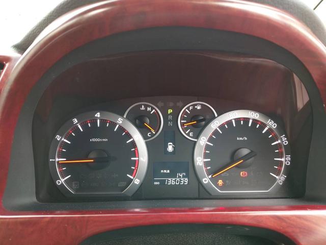 ヴェルファイア ２．４Ｚ　ＨＫＳ車高調　ＷＯＲＫ２０インチアルミホイール　ブラックレザー調シートカバー　車外グリル　フルセグＴＶ　フリップダウンモニター　スマートキー　両側パワースライドドア（21枚目）