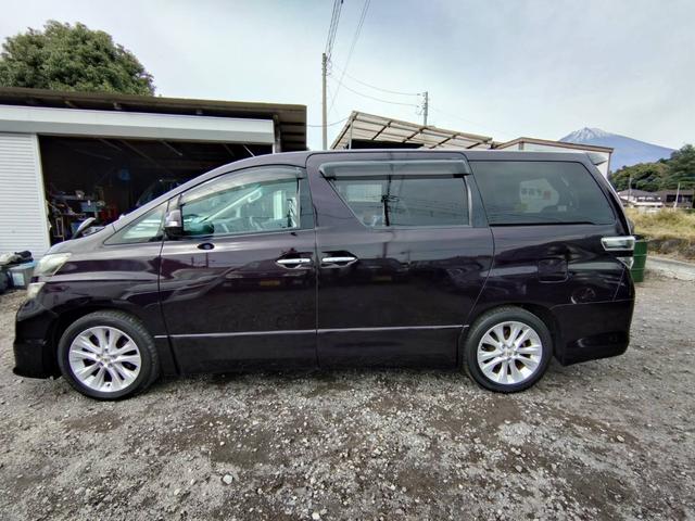 ヴェルファイア ２．４Ｚ　１０インチナビＴＶ　バックカメラ　ＨＩＤライト　ビルトインＥＴＣ　両側パワースライドドア　スマートキー　プッシュスタート　アルミホイール　ドアバイザー（26枚目）