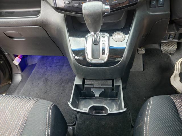 セレナ ハイウェイスターS-HVアドバンスドセーフティパック アルミホイール 両側パワースライドドア 全方位カメラ フルセグTV ETC Bluetooth スマートキー プッシュスタート ドアバイザー(18枚目)