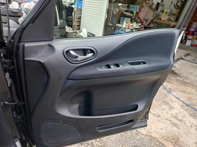 セレナ ハイウェイスターS-HVアドバンスドセーフティパック アルミホイール 両側パワースライドドア 全方位カメラ フルセグTV ETC Bluetooth スマートキー プッシュスタート ドアバイザー(21枚目)