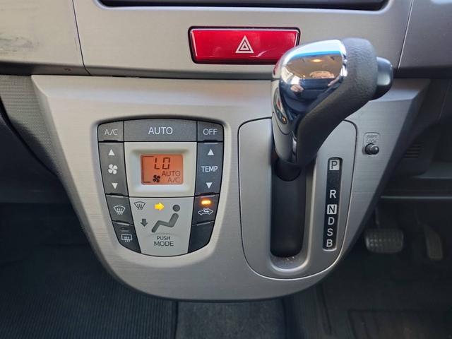 ムーヴ カスタム　Ｘリミテッド　社外ナビ　キーフリー　アイドリングストップ　純正アルミ（13枚目）