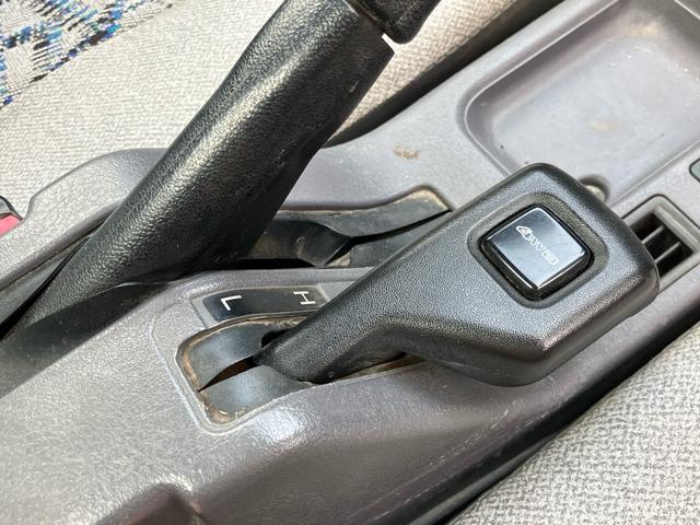 ミニキャブトラック ＶＸスペシャルエディション　５速マニュアル　４ＷＤ　ＥＡＳＹ　ＳＥＬＥＣＴ　エアコン　パワステ　メッキミラーガーニッシュ（23枚目）