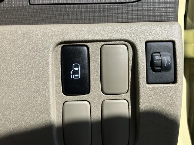 タント Ｘ　片側電動スライド　ミラクルオープンドア　スマートキー　電動格納ミラー　オーバーヘッドコンソール　車検８年９月（23枚目）