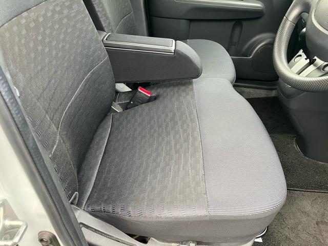 ステラ L ブラックインテリアセレクション スマートキー スペアキー 電動格納ミラー 社外オーディオ インパネオートマ CVT(19枚目)