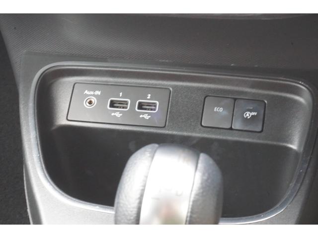 トゥインゴ ルコックスポルティフ 限定150台 専用16インチアルミ・ディスプレイオーディオ・アップルカープレイ・アンドロイドオート・ブルートゥース・シートヒーター・バックカメラ・クルコン・車線逸脱警報・前後ドラレコ・コーナーセンサー(15枚目)