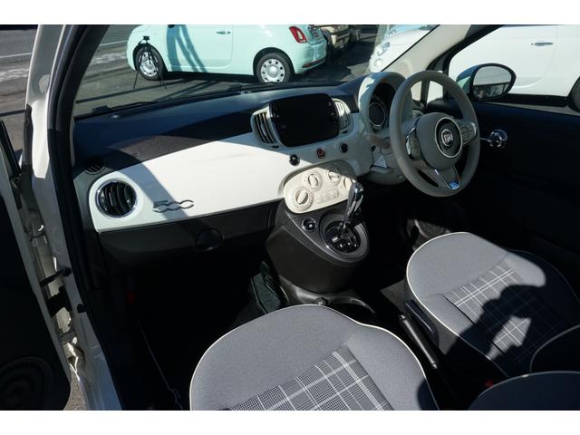 室内は丁寧にクリーニング済みです。快適に乗っていただくために時間をかけてクリーニングいたしました。