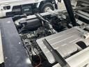 　４ＷＤ　５速マニュアル　エアコン　パワーステアリング　ダンプ　ドアバイザー　フロアマット　エアバッグ（10枚目）
