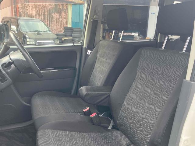 ワゴンＲ スティングレーＴ　ターボ　リビルトエンジン載せ替え済み　ＨＩＤ　スマートキー　電動格納ミラー　ベンチシート　コラムＡＴ　盗難防止システム　アルミホイール（9枚目）