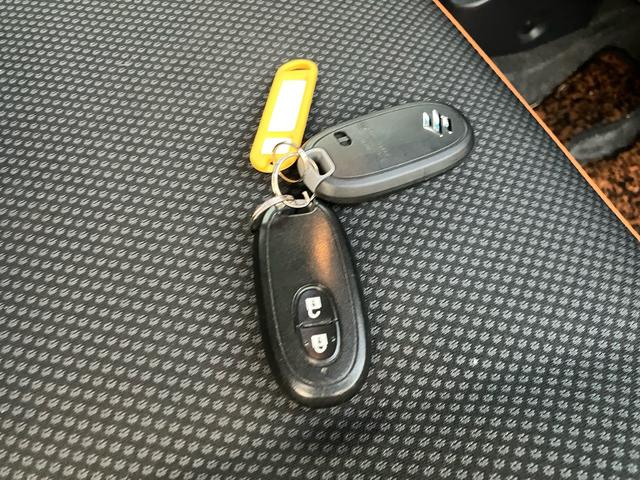 ハスラー Ｘターボ　ルーフレール　レーダーブレーキサポート　ＣＤ　ＵＳＢ　ＥＴＣ　ドラレコ　キーレスプッシュスタート　スペアキー　シートヒーター　純正１５インチアルミホイール　ＨＩＤヘッドライト（25枚目）