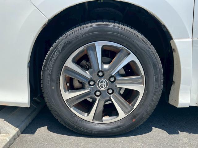 ヴォクシー ＺＳ　煌ＩＩ　ワンオーナー　禁煙車　ナビ　Ｂモニター　フルセグＴＶ　両側パワスラ（47枚目）